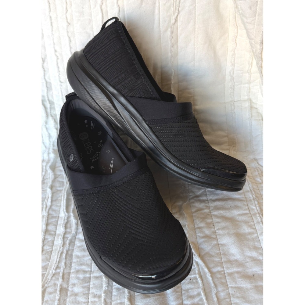 Bzees Coco Slip On Sneakers Black Knit Comfort Walking Athleisure Womens 8.5M